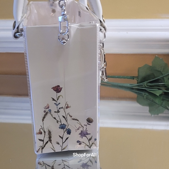 Dior - Picture 10 of 12